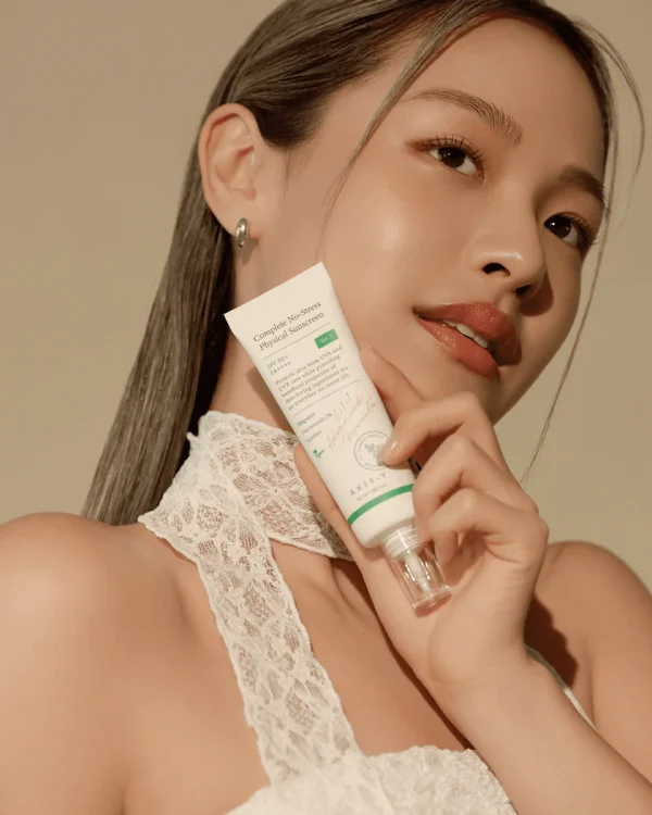 axis-y-complete-no-stress-physical-sunscreen-v3-50ml-pic-1
